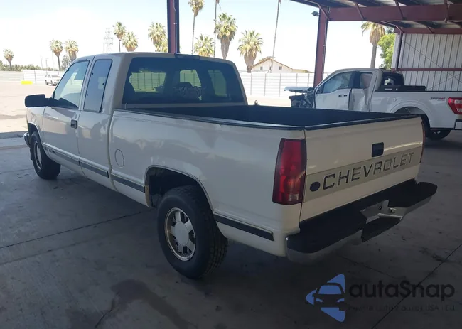 1GCEC19W2VE132388: 42400945