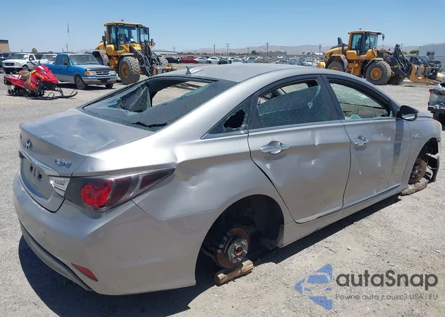 KMHEC4A47CA036655: 42401022