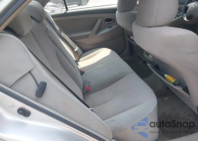 4T1BF3EK8BU232338: 42401211