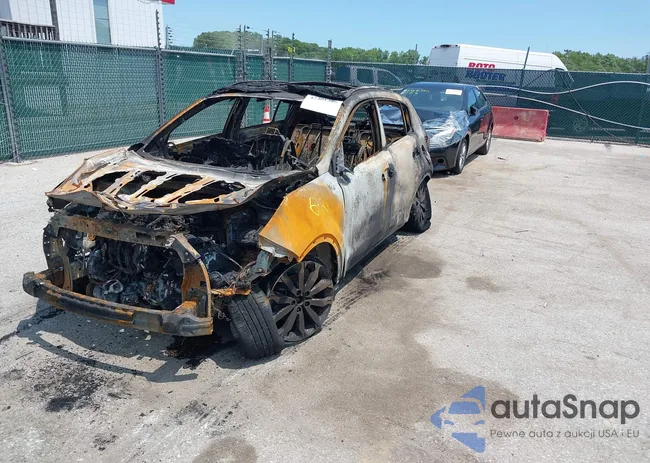 KNDPNCACXH7206780: 42401226