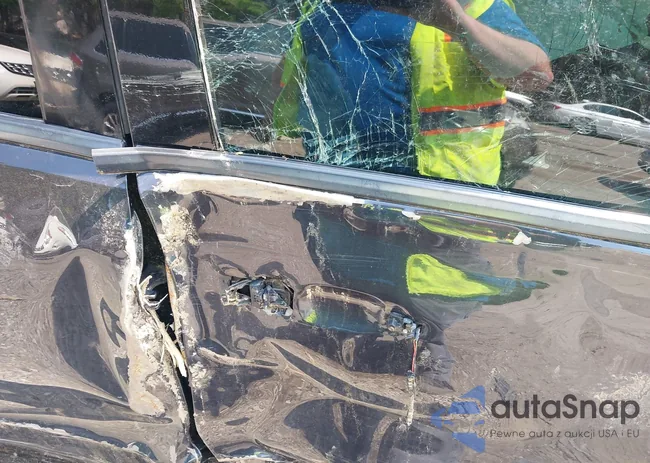 1C4SDJCT1FC832916: 42401260