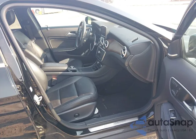 WDCTG4GB4FJ128536: 42401460