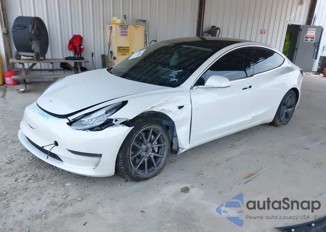 5YJ3E1EB5LF628074: 42400649