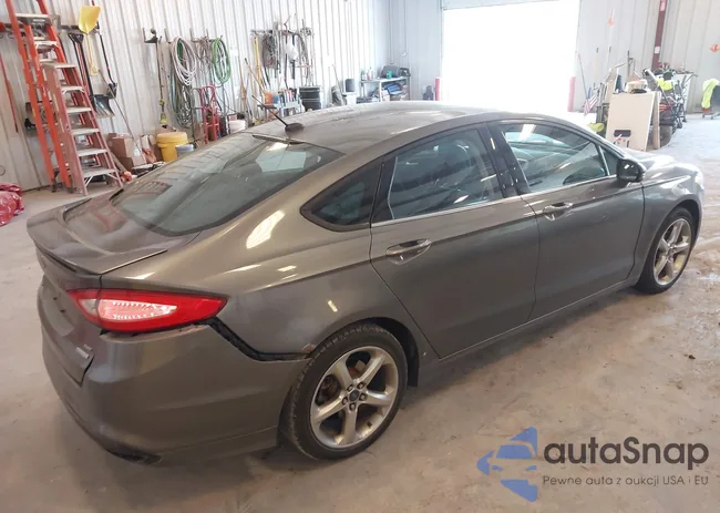 3FA6P0H94DR223579: 42400728