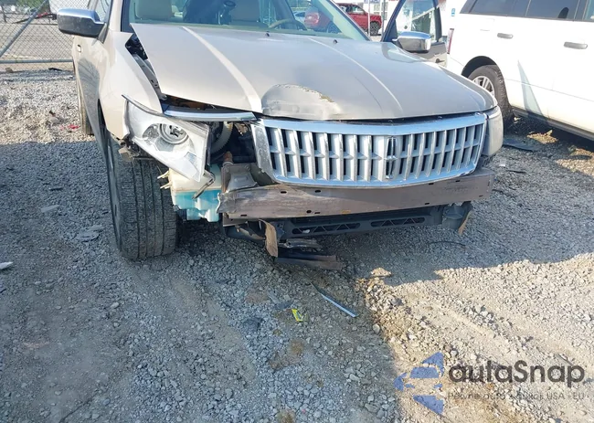 3LNHM26T37R656705: 42400735