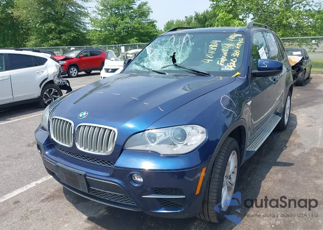 5UXZW0C58CL666201: 42401904