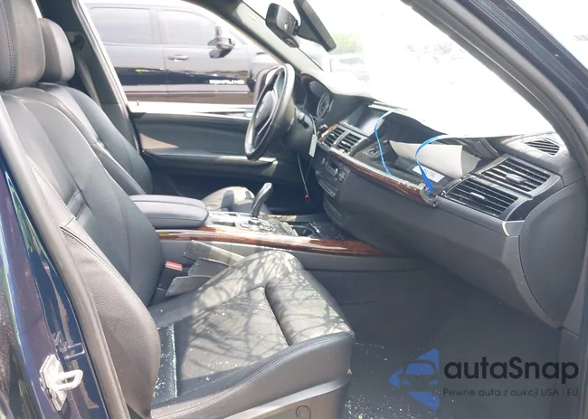 5UXZW0C58CL666201: 42401904