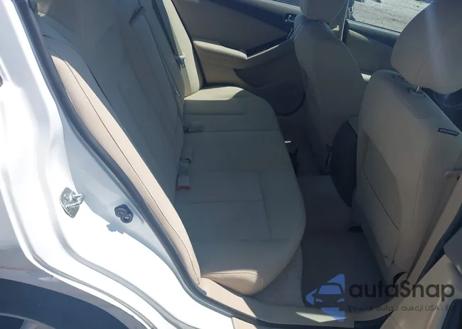 1N4AL2AP0CN489015: 42402021