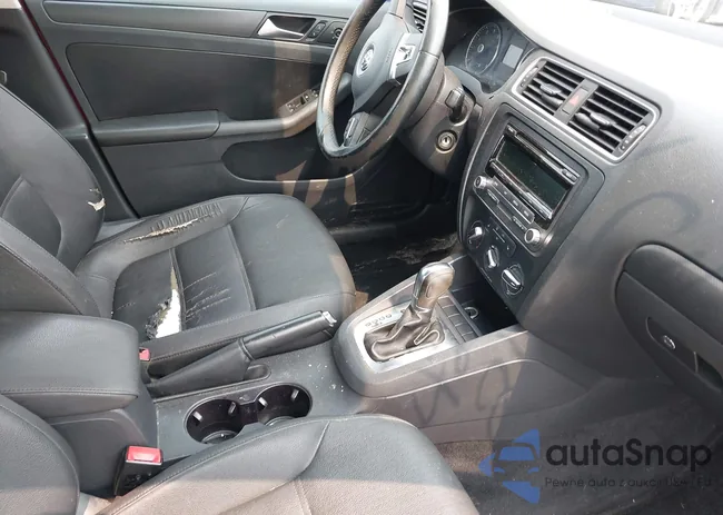 3VWDP7AJ6CM457987: 42402134