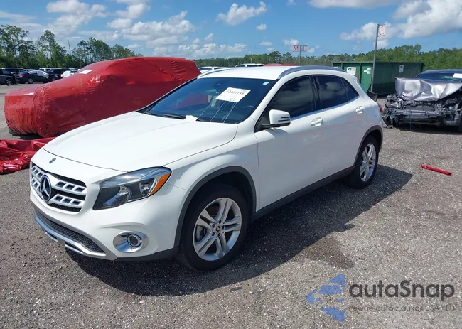 WDCTG4EB6KU009401: 42402155