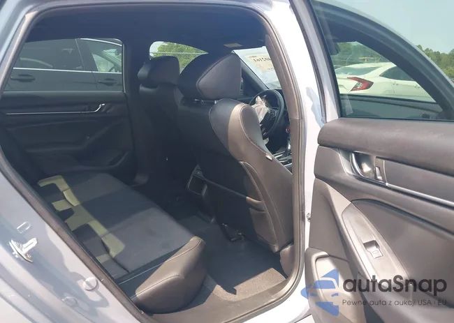 1HGCV1F32NA030769: 42402161