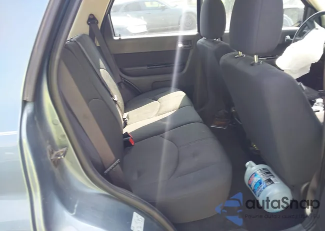 4F2CY0C72BKM04925: 42402165