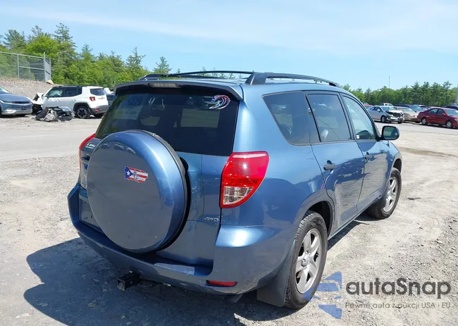 JTMBD33V776044431: 42402190