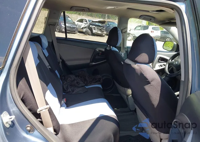 JTMBD33V776044431: 42402190