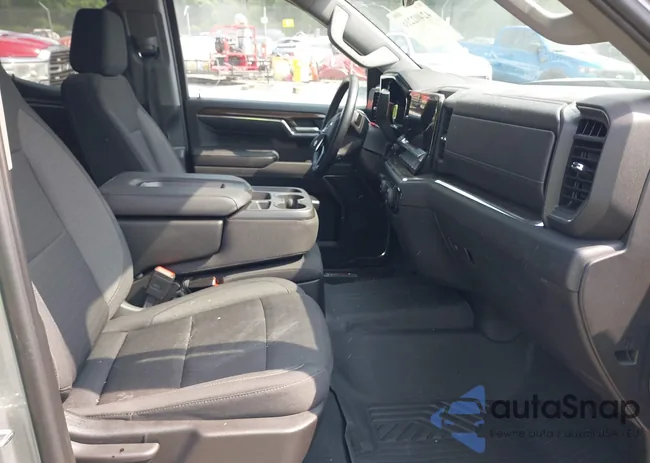 1GCRDDED4PZ296449: 42402216