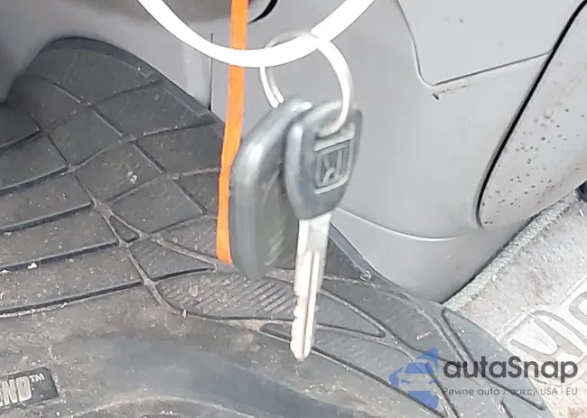 5FNRL18922B055643: 42402227