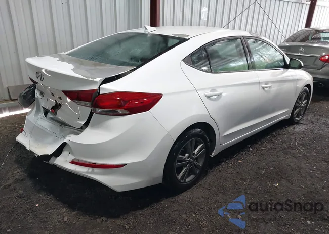 5NPD84LF6HH054211: 42402244