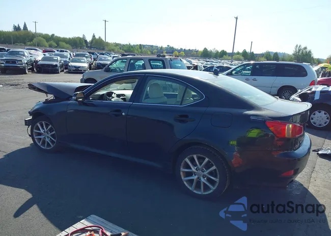 JTHCF5C28B2035042: 42402250