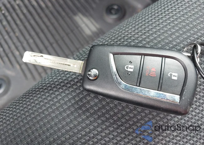 2T3F1RFV6SC492029: 42401536