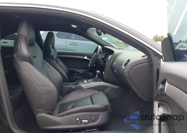 WAUVGAFR5DA053416: 42401548