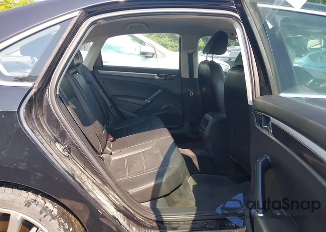 1VWDT7A30HC063908: 42401845