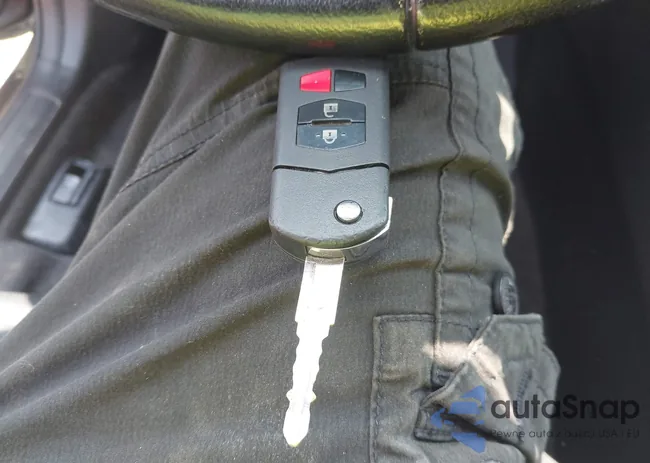 JM1BL1U6XB1360930: 42402875