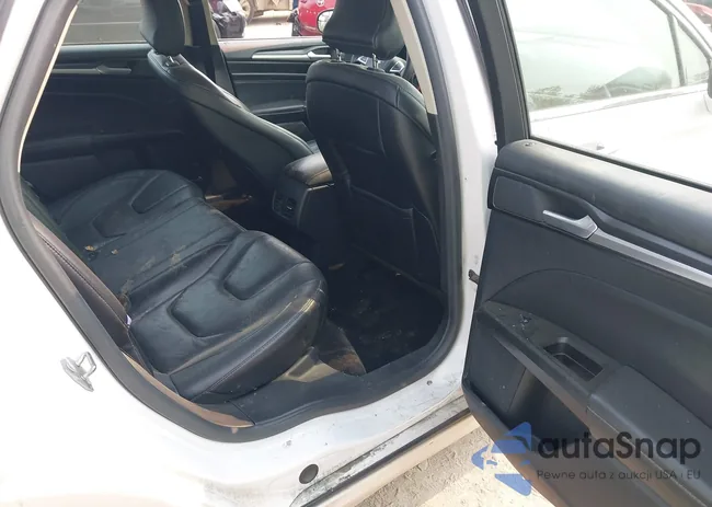 3FA6P0K92HR396113: 42402969