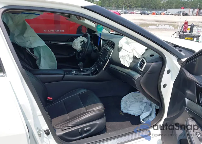 1N4AA6AV1KC370282: 42402975