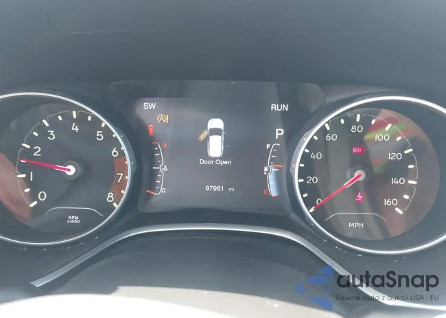 3C4NJDBB9JT103883: 42402979