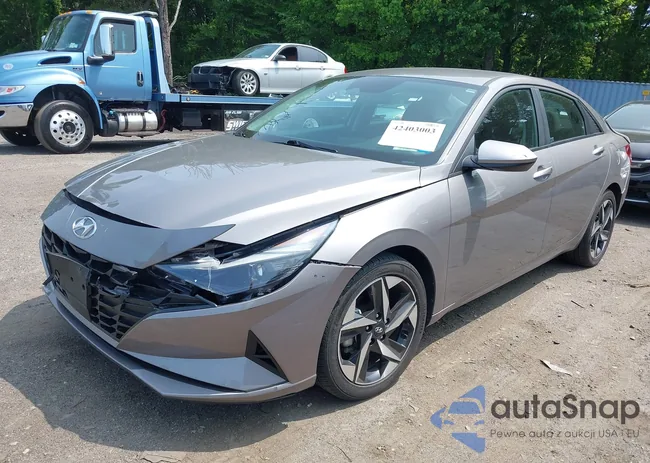 KMHLS4AG0PU558651: 42403003