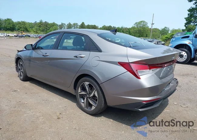 KMHLS4AG0PU558651: 42403003