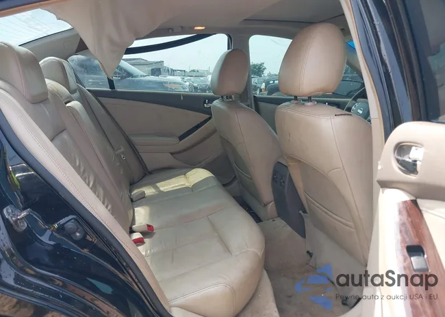 1N4AL2AP4AN404948: 42403054