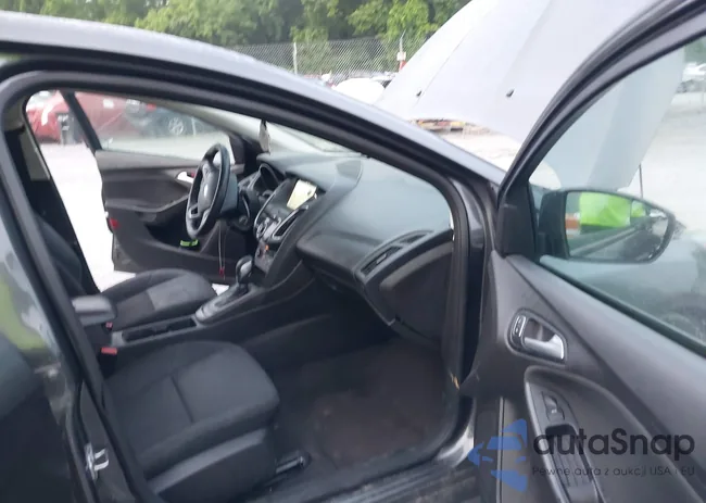 1FADP3H2XHL240533: 42403071