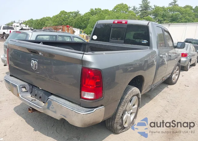 1D3HV18T99S786768: 42403093