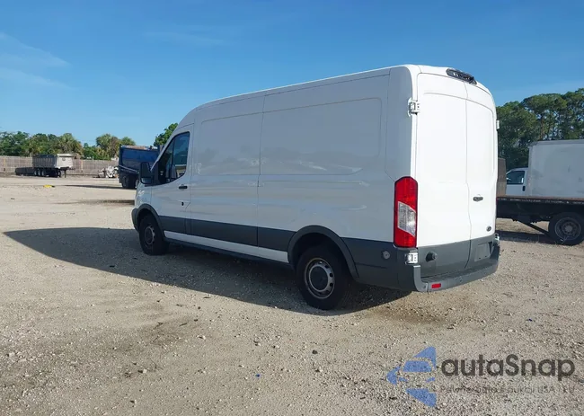 1FTYR2CM0JKB10510: 42403132