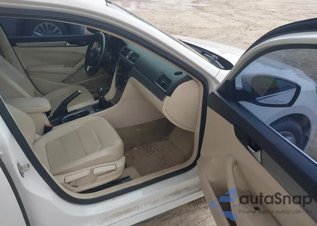 1VWBV7A3XFC082934: 42403141