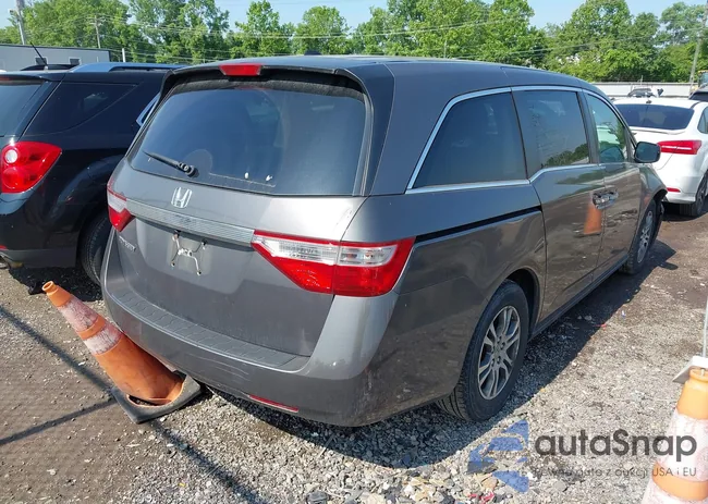 5FNRL5H68DB071524: 42403183