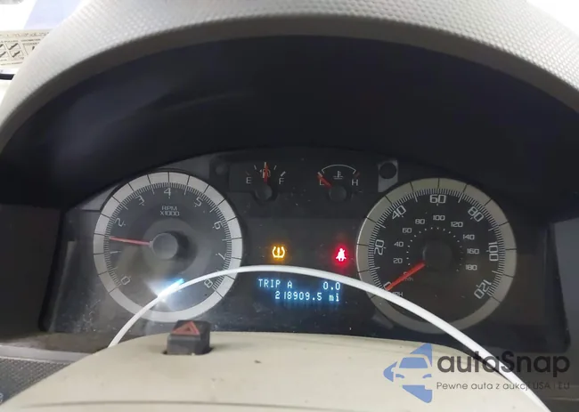 1FMCU93158KB27073: 42403247