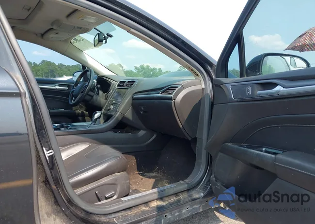 3FA6P0K94ER279449: 42403266