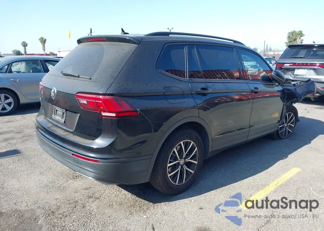 3VV1B7AX2MM142289: 42403346