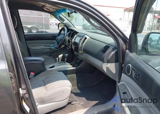 3TMJU4GN9EM169536: 42403354