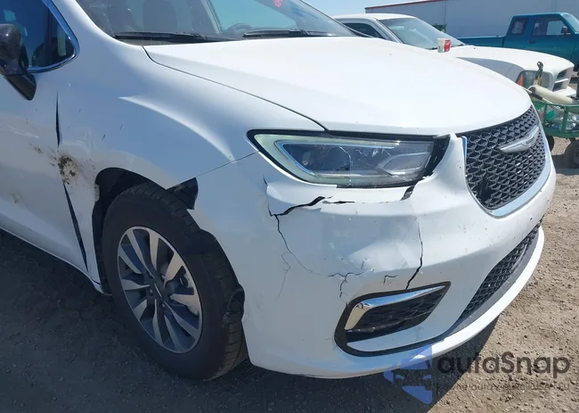 2C4RC1S71RR174452: 42402530