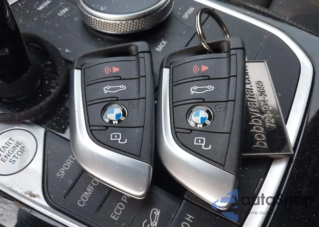 5UX53DP00R9W81214: 42402617