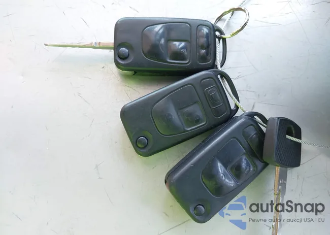 WD3PE8CB2C5693005: 42402673