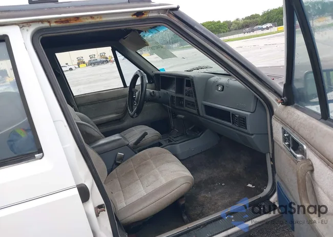 1J4FT58S9NL219107: 42402726