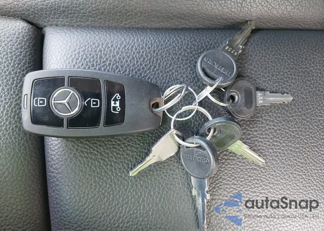 WD4FF0CD3KP141393: 42403904