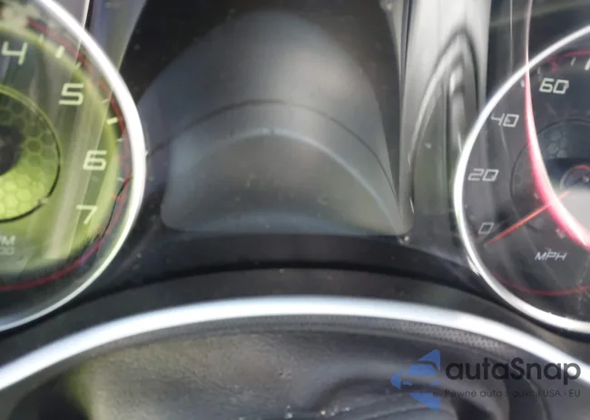 2C3CDXHG5FH863218: 42403952