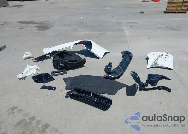 WBY33AW06RFS30068: 42404056