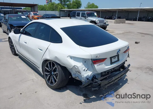 WBY33AW06RFS30068: 42404056