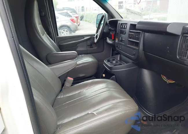 1GCZGUCB6E1208358: 42404073